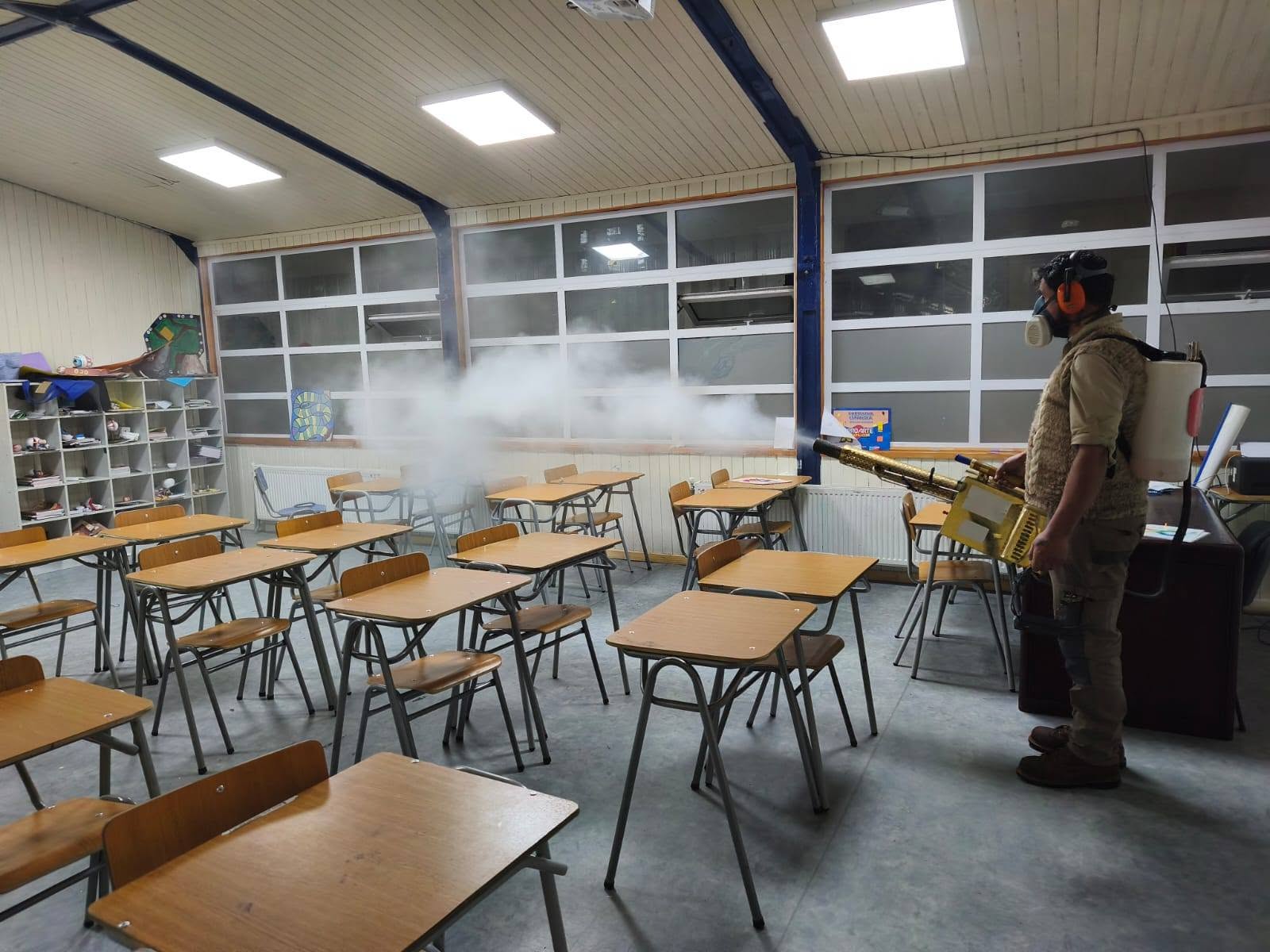 Escuela de Chaitén retoma este martes sus clases tras suspensión por brote de influenza