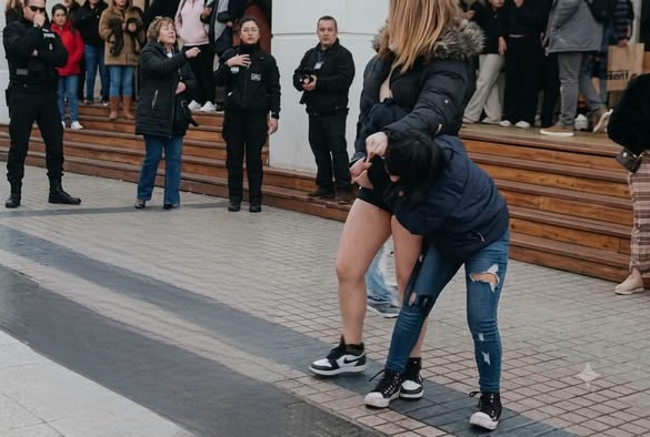 Patrullaje mixto detuvo a involucrada en violenta riña en el Mall Costanera de Puerto Montt