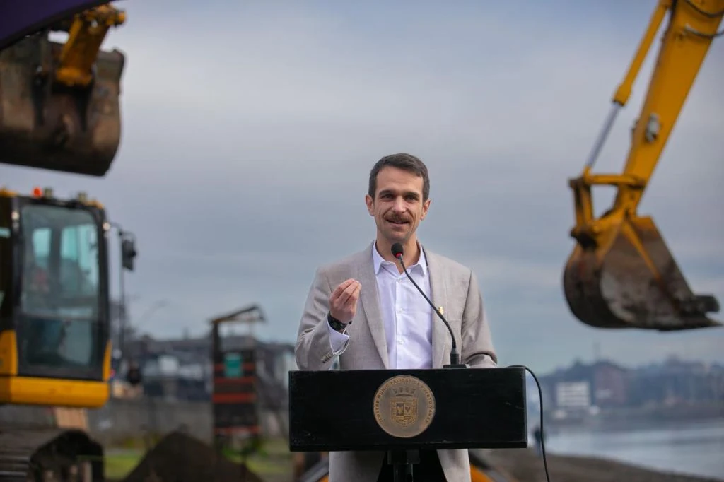 Iniciaron la construcción del nuevo Parque Costanera de Puerto Varas