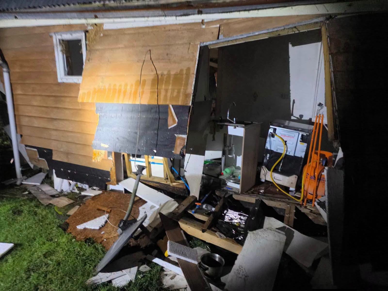 Explosión en vivienda dejó a una persona con quemaduras graves en Hualaihué