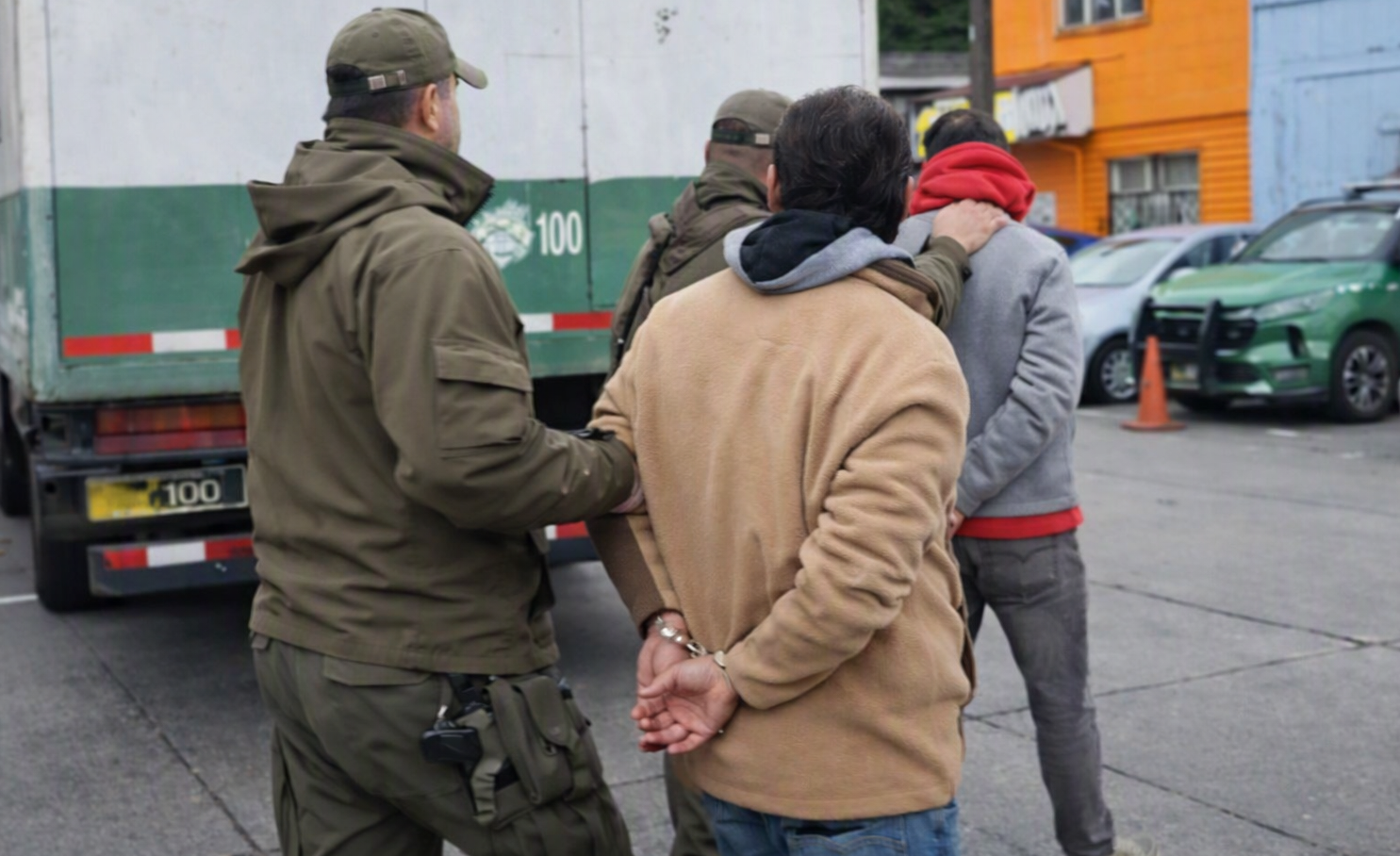 Carabineros evitaron estafa y detuvieron a dos hombres en Puerto Montt