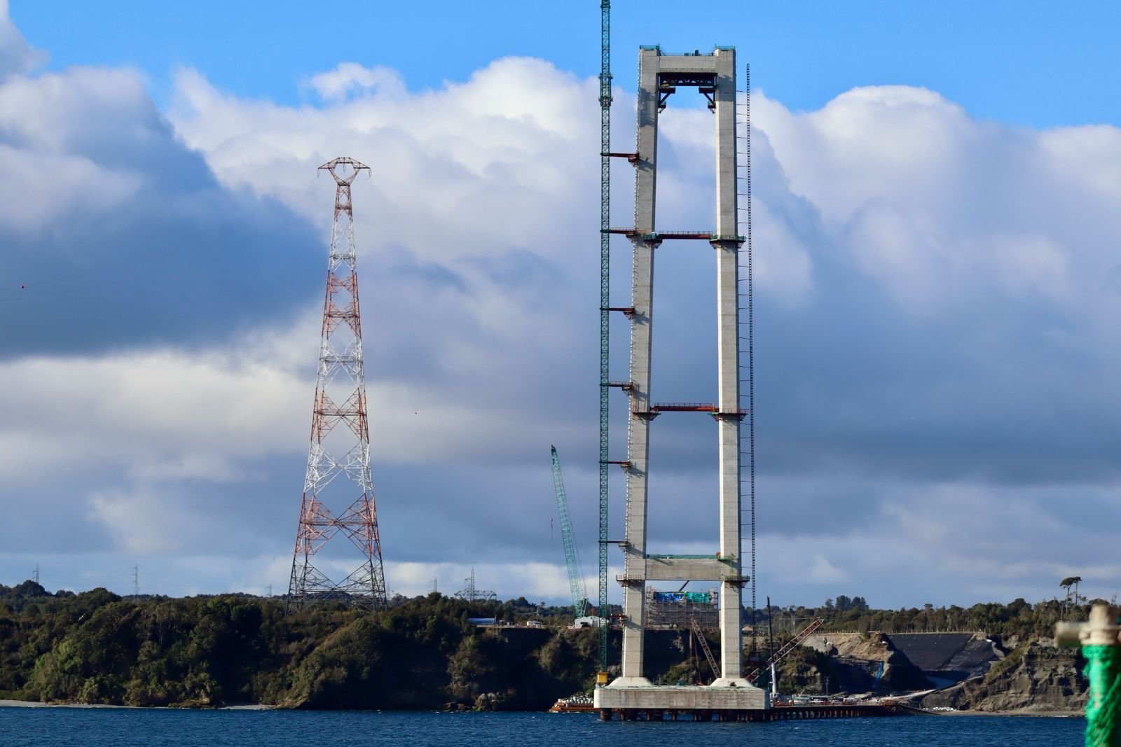 DGA visó 38 permisos para proyecto eléctrico que reforzará sistema de transmisión en Chiloé