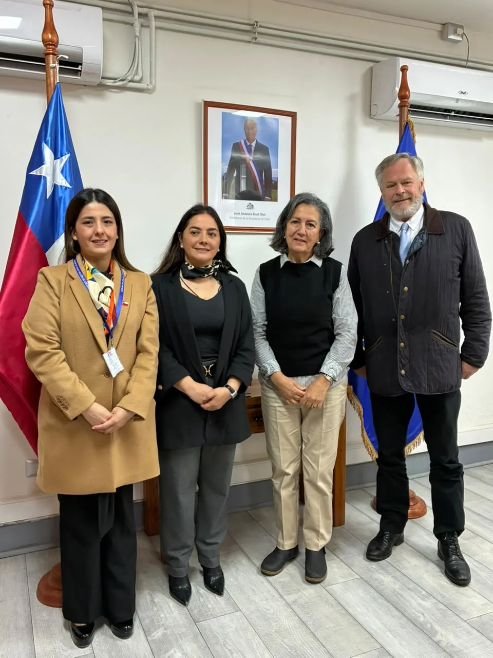 DIPUTADA CLAUDIA REYES EXPONE ANTE MINISTRA DE SALUD PROBLEMAS DE GESTIÓN DEL HOSPITAL